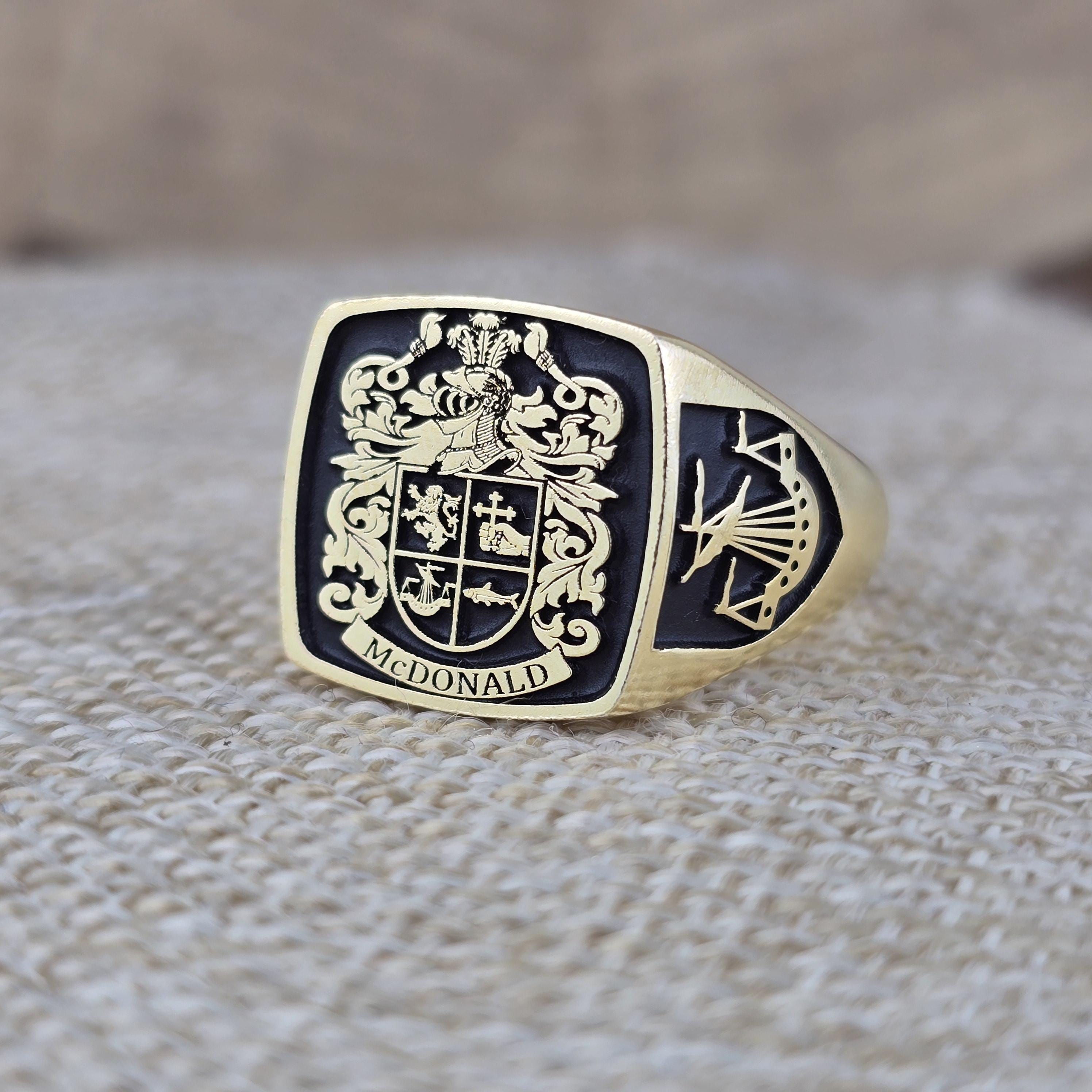 Gold Coat of Arms Ring / Custom Heraldic Signet Ring / Medieval Crest ...