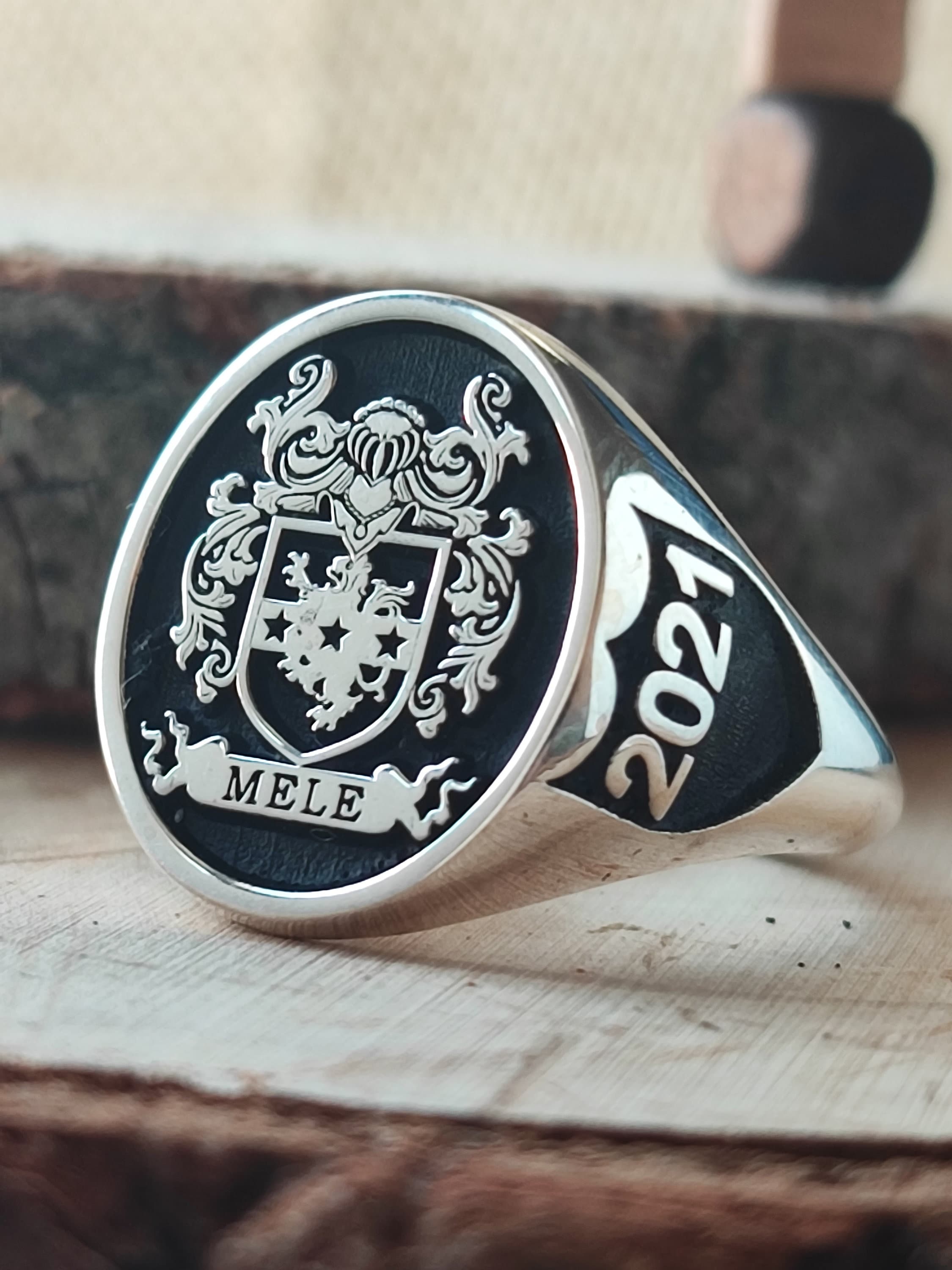 Signet Rings For Family Custom Signet Ring, Family Crest Signet Ring, Personalized Jewelry ...