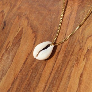 Cowrie Shell Necklace | Gold Chain Cowrie Necklace | Beach Necklace | Boho Shell Jewelry | Summer Necklace | Gift for Her | Layer Necklace