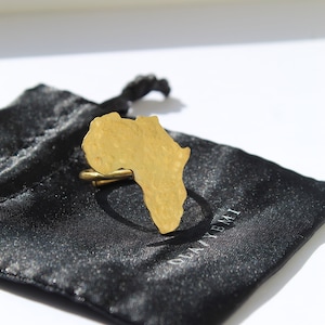 Africa Ring, Large Hammered Africa Ring, Detailed African Ring, Brass Ring