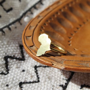 Africa Ring | Shiny Africa Ring | Small African Ring | Brass African Ring | Bold Statement Ring | Boho Ring | Tribal Ring | Gold Africa Ring