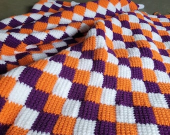 Classic Small Check Crochet Checkerboard Blanket Pattern