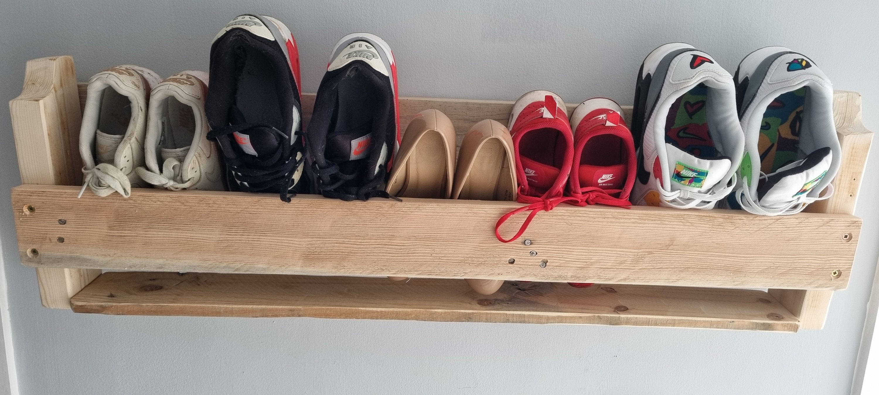 Floating Shoe Pallet Wall Shoe Rack Pallet Shoe Unique Shoe Rack