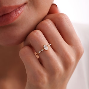 Diamond Engagement Ring Gold Promise Ring Elegant Dainty Ring Wedding Ring Chirstmas  Gift for Wife
