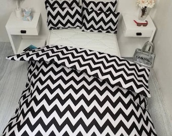 1/6 scale 12 inch fashion doll size bedding set for dolls.