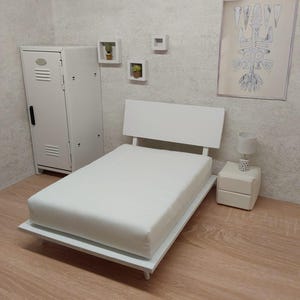 1/6 scale fashion 12 inch doll size  double bed for dolls.........