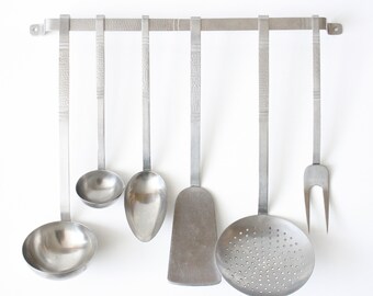 Vintage wall rack with kitchen utensils from Sola in Holland, hammered steel