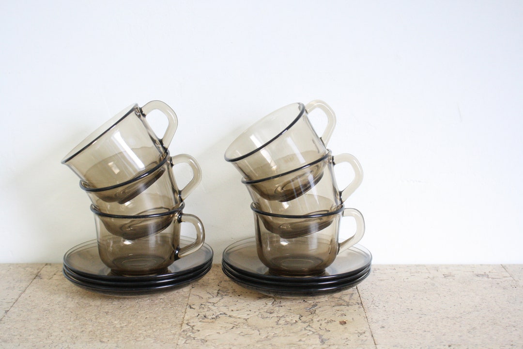 Ensemble de 6 tasses et soucoupes Arlequin d'Arcopal Ensemble de 6 tasses et soucoupes Arlequin d'Arcopal