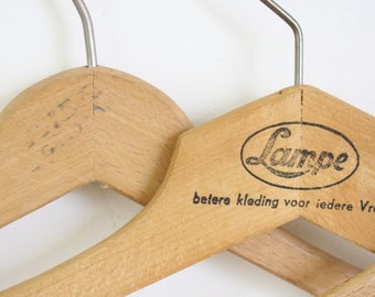 50s vintage wood hanger made in usa　5本 Vintage/Antique Wooden Clothes Hanger S Korganow Clothier 73 Canal
