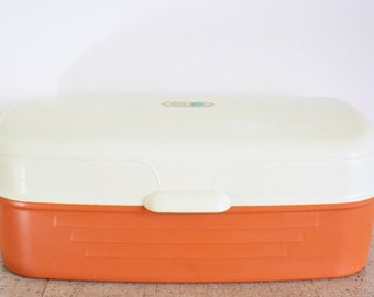 Curver plastic bread box or bin from the sixties