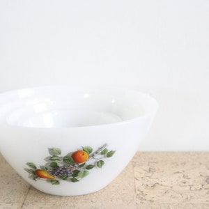 Vintage Arcopal nest of 5 bowls with Fruits de France on milk glass