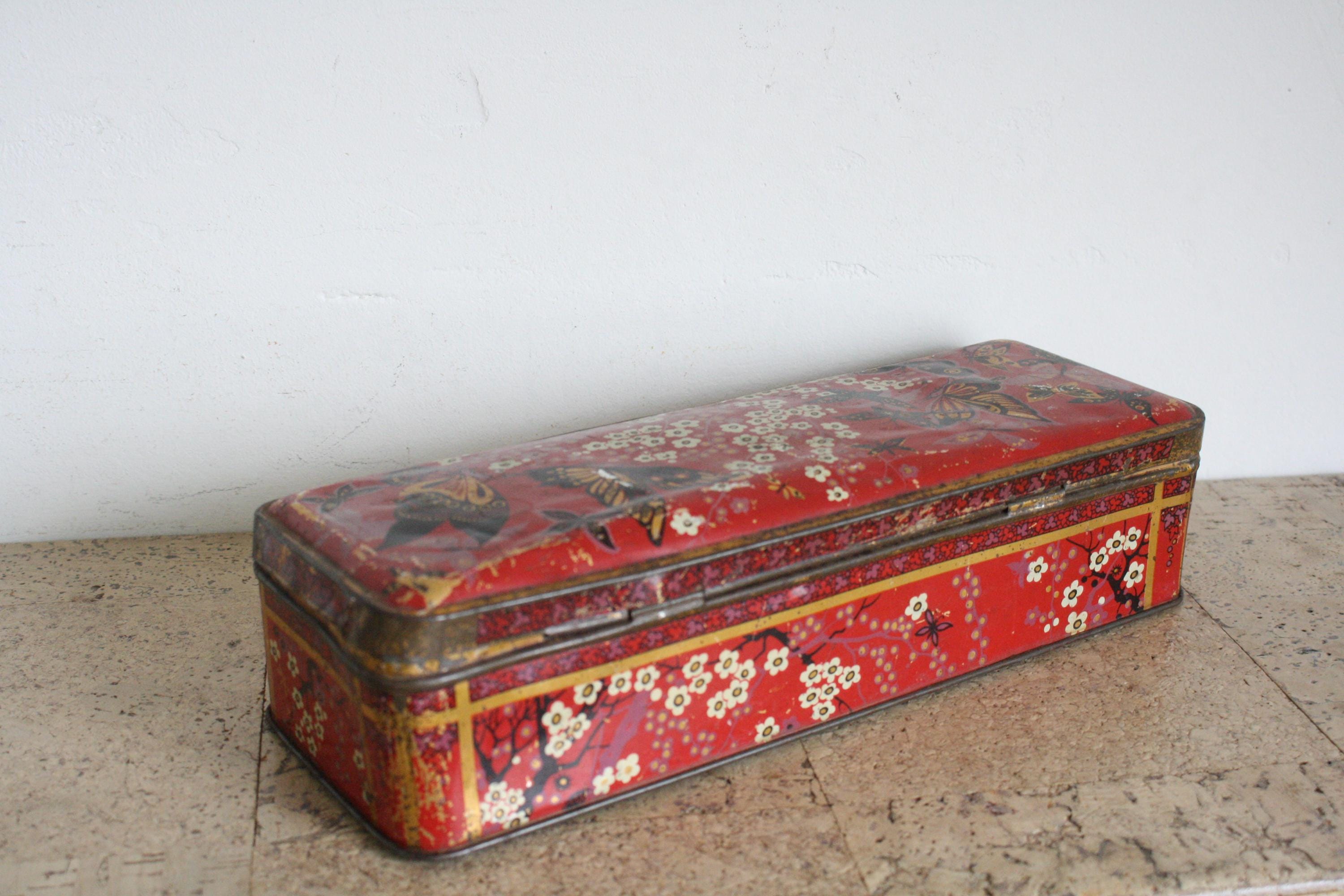 Vintage Dutch Metal Tin From Au Planteur De Caïffa From the