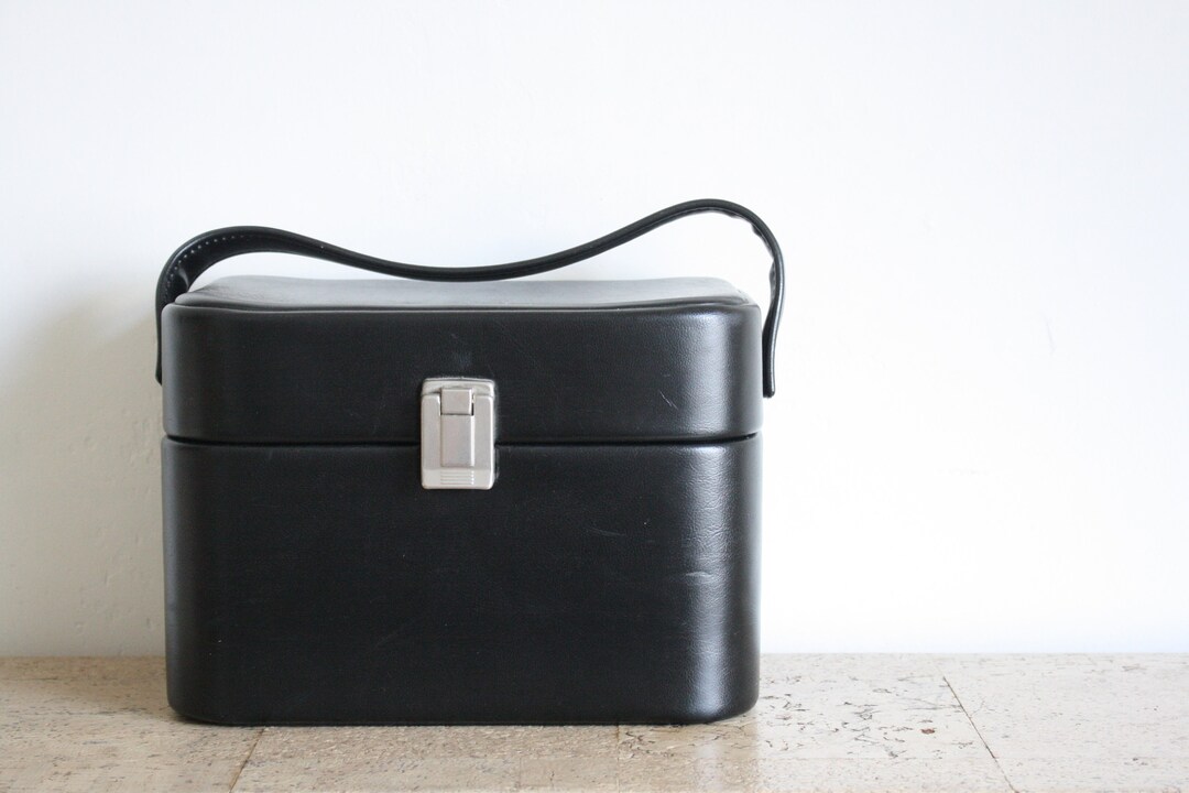 Quilted Beauty Case in Black