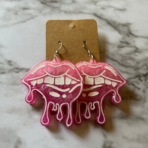 Drippy resin earrings