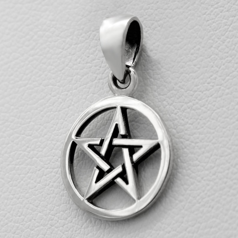 Small Pentacle Pendant Pentagram Necklace