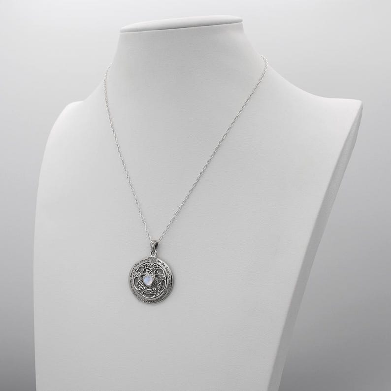 Sterling Silver Wiccan Pentacle Pentagram Pendant Necklace