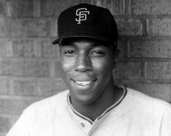 Baseball Legend WILLIE MCCOVEY Glossy 8x10 or 11x14 Photo San Francisco Giants Print Baseball Poster HOF 86
