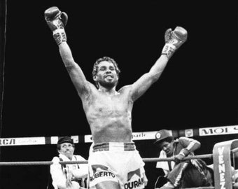 Welterweight Champion ROBERTO DURAN Glossy 8x10 or 11x14 Photo Print Boxing Legends Poster
