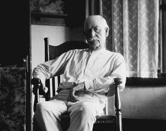 Famous Marshal WYATT EARP Glossy 8x10 or 11x14 Photo Tombstone Print Sheriff Poster