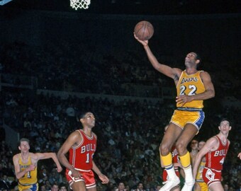 Basketball Legend ELGIN BAYLOR Glossy 8x10 or 11x14 Photo Los Angeles Lakers Print Baseball Poster HOF 77