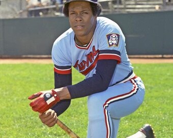 Baseball Legend ROD CAREW Glossy 8x10 or 11x14 Photo Minnesota Twins Print Baseball Poster HOF 84