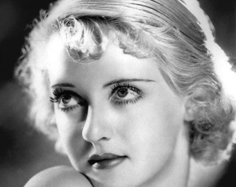 Famous Celebrity BETTE DAVIS Glossy 8x10 or 11x14 Photo Print Betty Hollywood Actress Poster
