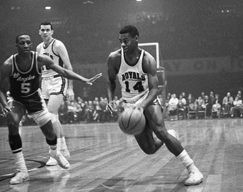 Basketball Legend OSCAR ROBERTSON Glossy 8x10 or 11x14 Photo Cincinnati Royals Print Baseball Poster HOF 80