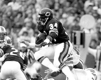 Chicago Bears WALTER PAYTON Glossy 8x10 or 11x14 Photo Print Football Legend Poster HOF 93