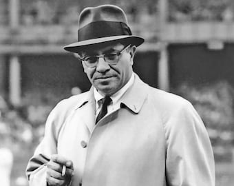 Hall of Famer VINCE LOMBARDI Glossy 8x10 or 11x14 Photo Green Bay Packers Print Football Poster HOF 71