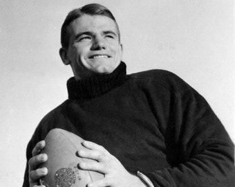 Iowa Legend NILE KINNICK Glossy 8x10 or 11x14 Photo Hawkeyes Print College Football Poster