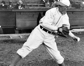 Baseball Legend LEFTY GROVE 8x10, 11x14 or 16x20 Glossy Photo Philadelphia Athletics Print Poster