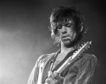 Famous Rock Guitarist KEITH RICHARDS Glossy 8x10 or 11x14 Photo Rolling Stones Print Celebrity Poster