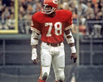 Kansas City Chiefs BOBBY BELL Glossy 8x10 or 11x14 Photo Print Football Poster