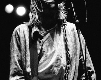 Kurt Cobain Photo Poster: Nirvana Music Glossy Print