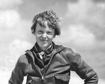 Pioneer Pilot AMELIA EARHART Glossy 8x10 or 11x14 Photo Female Aviator Print Poster