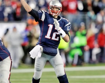 Michigan Legend TOM BRADY Spotlight Glossy 8x10 or 11x14 Photo Wolverines Print College  Poster