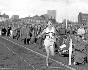 1954 Famous Runner ROGER BANNISTER Glossy 8x10 or 11x14 Photo Oxford Print