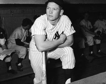 Baseball Legend MICKEY MANTLE Glossy 8x10 or 11x14 Photo New York Yankees Print Baseball Poster HOF 74