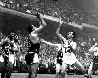 Basketball Legend BOB COUSY Glossy 8x10 or 11x14 Photo Boston Celtics Print Baseball Poster HOF 71