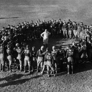Entrenador irlandés KNUTE ROCKNE Foto brillante de 8x10 o 11x14 Impresión de Notre Dame Retrato de fútbol americano universitario