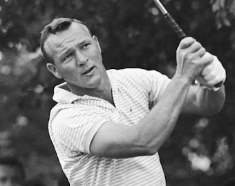 Golf Legend ARNOLD PALMER Glossy 8x10 or 11x14 Photo MASTERS Print Putting Poster