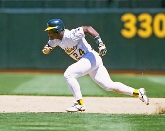 Baseball Legend RICKEY HENDERSON 8x10 or 11x14 Glossy Photo Oakland A's Print Poster