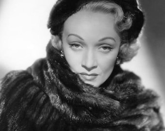 Famous Celebrity MARLENE DIETRICH Glossy 8x10 or 11x14 Photo Film Actress Print Model Poster