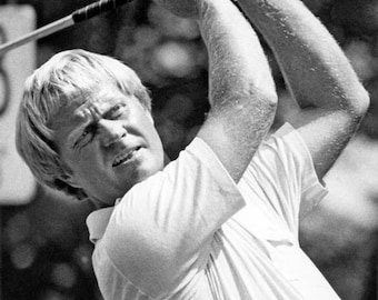 Golf Legend Jack Nicklaus Glossy 8x10 or 11x14 Photo Putting Print Golf Event Poster