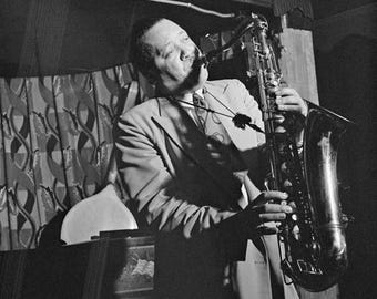 Jazz Saxophonist LESTER YOUNG Glossy 8x10 or 11x14 Photo Music Legend Print Guitarist Poster