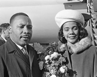Civil Rights Activist MARTIN LUTHER KING Jr & Coretta Scott King Glossy 8x10 or 11x14 Photo Print Poster