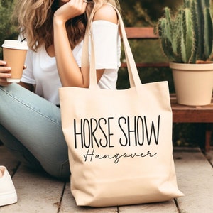 Sac fourre-tout en toile fabriqué à la main pour les amateurs de chevaux : fourre-tout tendance d&#39;inspiration équestre pour les articles de toilette essentiels et l&#39;équipement d&#39;équitation