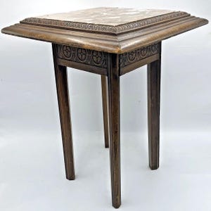Kleine antieke Franse plantentafel begin 1900 houtwerk marmer