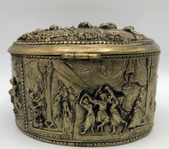 Antique french jewerly box Mid-1900's brass repou… - image 5