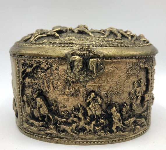 Antique french jewerly box Mid-1900's brass repou… - image 4